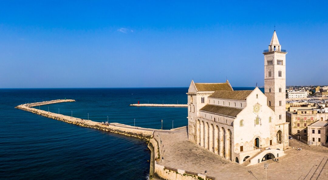 Trani la perle blanche des Pouilles